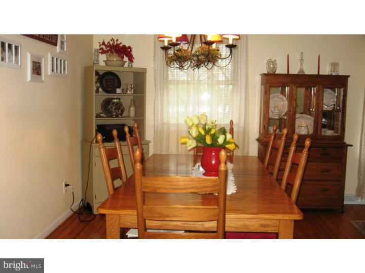 528 River Drive Riverside, NJ 08075 - Photo 6 of 24 Dining Room