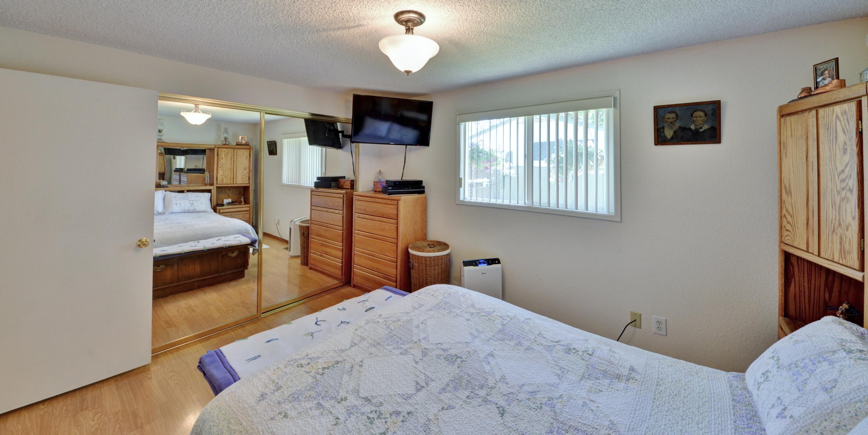 8171 Division Road White City, OR 97503 - Photo 17 of 30 019 (2)