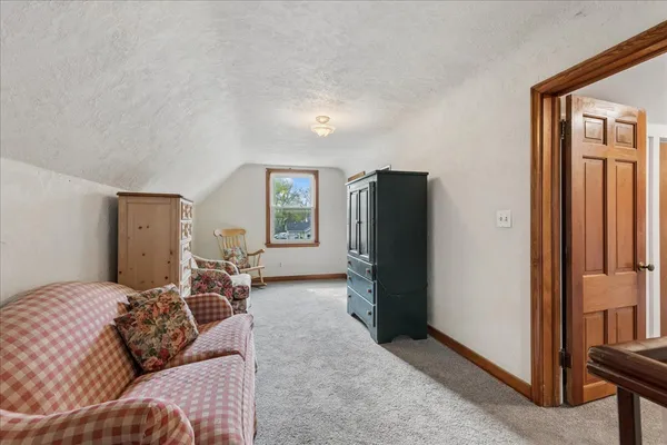 $350,000 | 617 Lavoie Avenue, Elgin, IL 60120