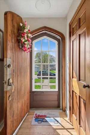 $350,000 | 617 Lavoie Avenue, Elgin, IL 60120