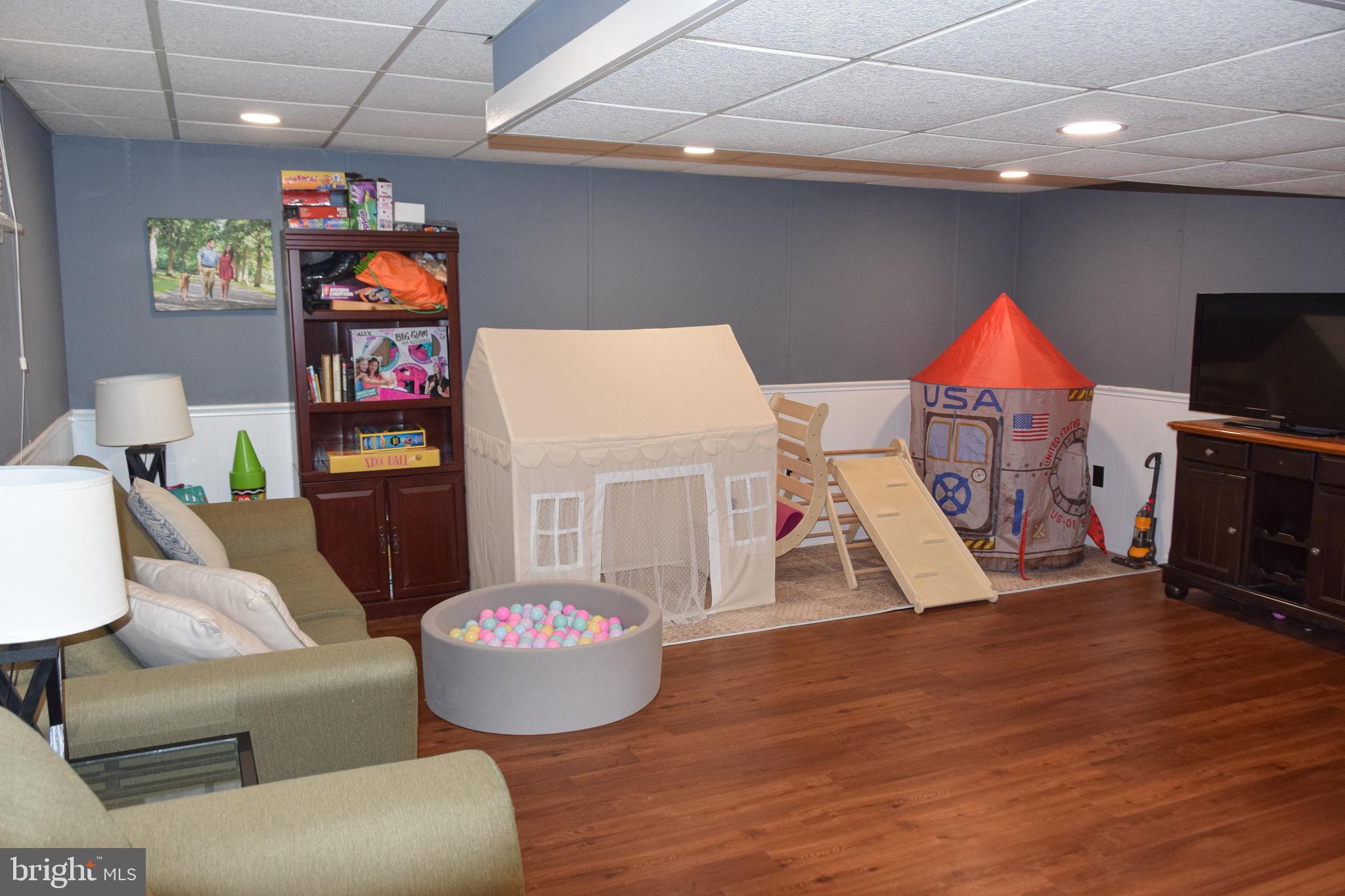 205 Rose Lane Reading, PA 19606 - Photo 27 of 36