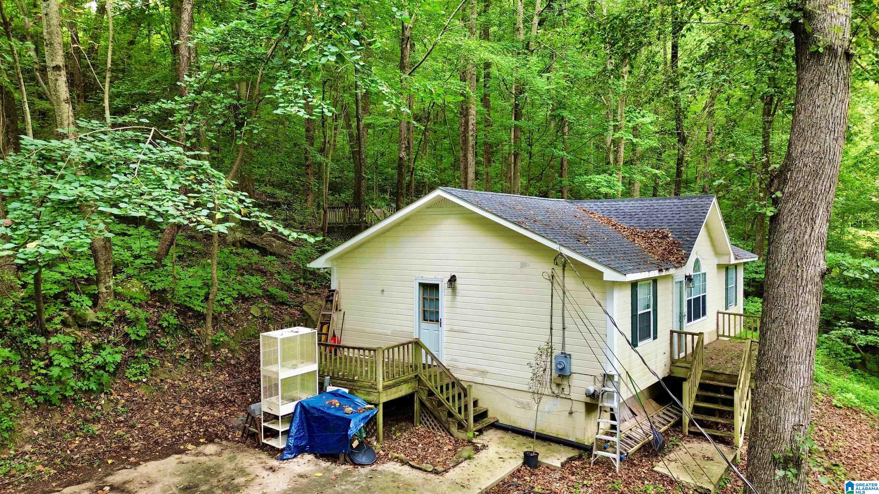 1024 Poplar Trail Warrior, AL 35180 - Photo 6 of 32