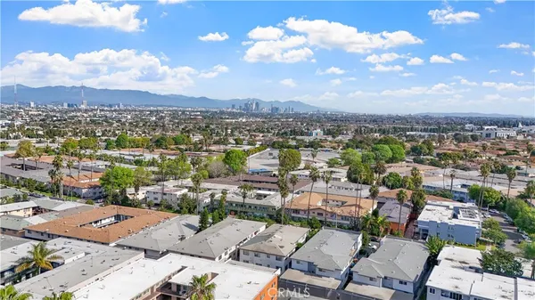 $319,000 | 4065 Ursula Avenue, Unit 6, Los Angeles, CA 90008