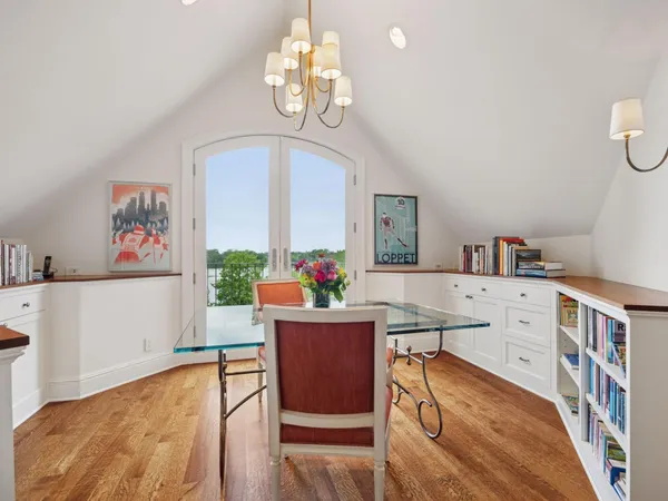 $2,175,000 | 2683 Lake Of The Isles Parkway East, Minneapolis, MN 55408
