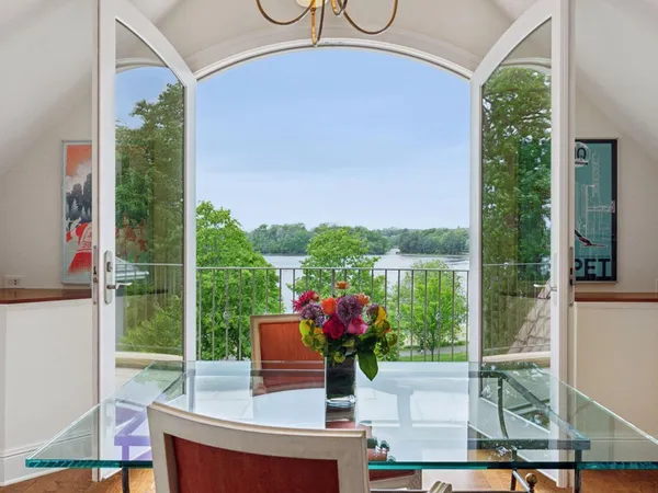$2,175,000 | 2683 Lake Of The Isles Parkway East, Minneapolis, MN 55408