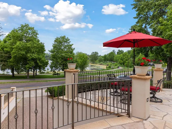 $2,175,000 | 2683 Lake Of The Isles Parkway East, Minneapolis, MN 55408