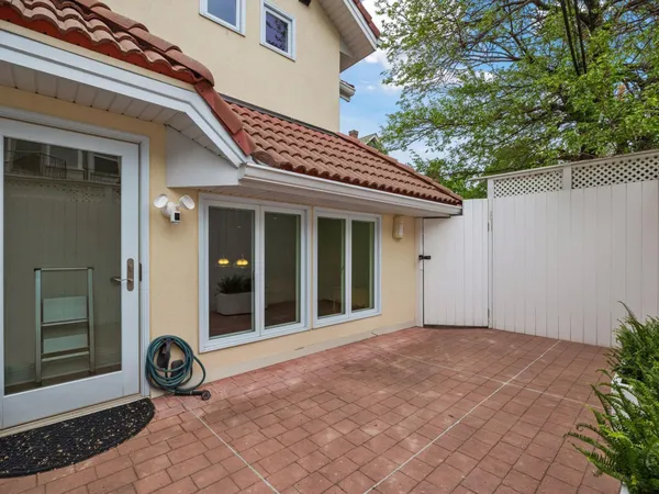 $2,175,000 | 2683 Lake Of The Isles Parkway East, Minneapolis, MN 55408