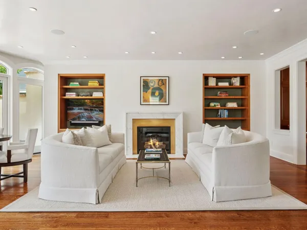 $2,175,000 | 2683 Lake Of The Isles Parkway East, Minneapolis, MN 55408