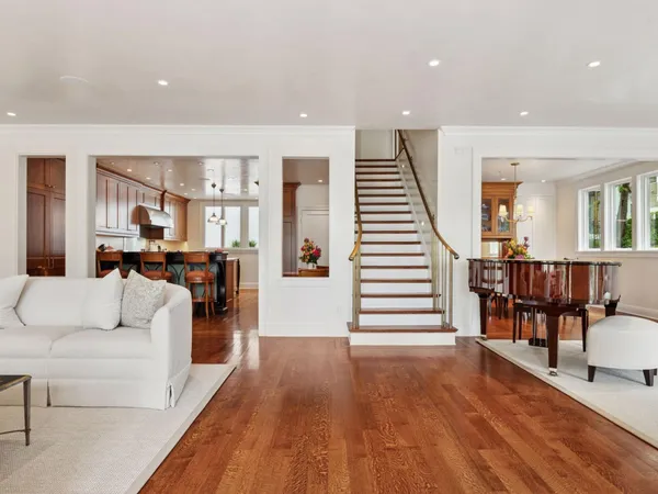 $2,175,000 | 2683 Lake Of The Isles Parkway East, Minneapolis, MN 55408