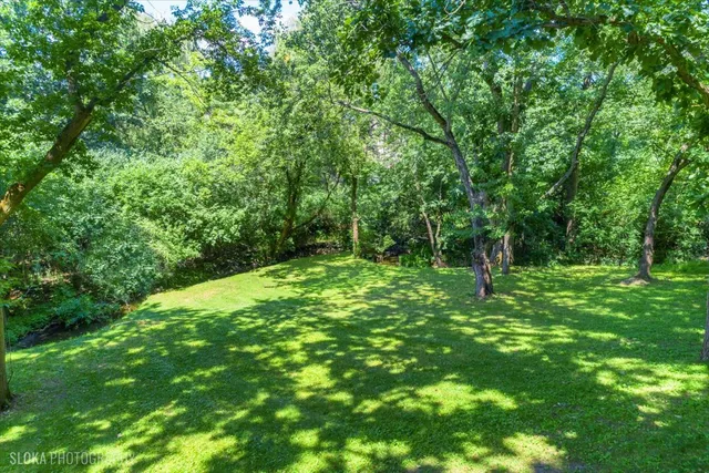 $1,450,000 | 47 South Wynstone Drive, North Barrington, IL 60010