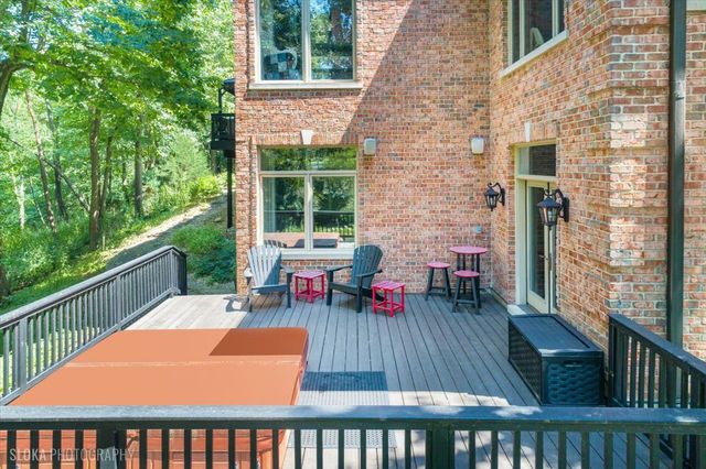 $1,450,000 | 47 South Wynstone Drive, North Barrington, IL 60010