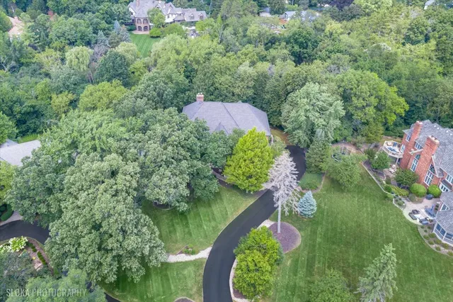 $1,450,000 | 47 South Wynstone Drive, North Barrington, IL 60010