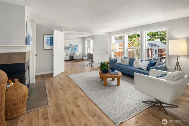 $999,000 | 3046 128th Avenue Southeast, Unit 30, Bellevue, WA 98005