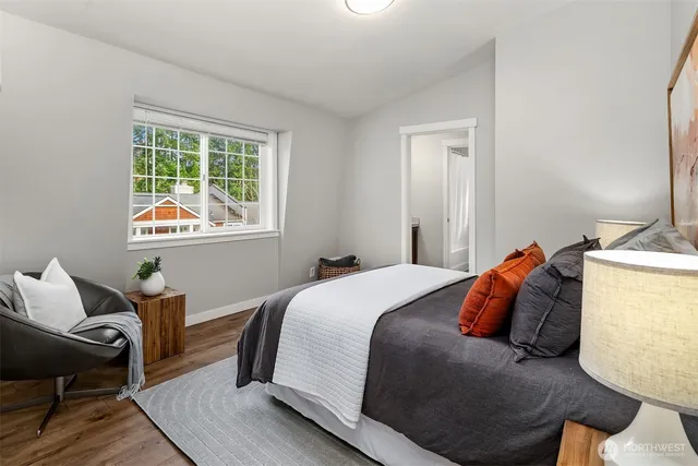 $999,000 | 3046 128th Avenue Southeast, Unit 30, Bellevue, WA 98005