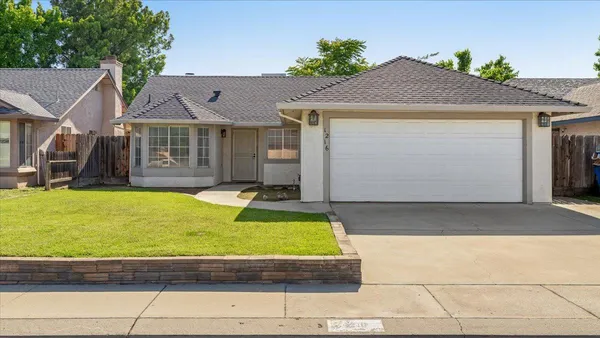 $435,000 | 1216 Rolls Royce Lane, Modesto, CA 95351
