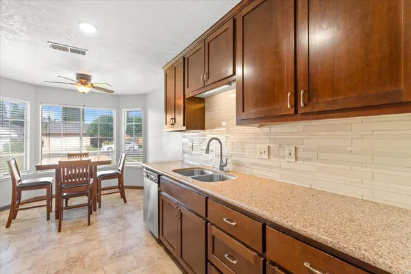 $435,000 | 1216 Rolls Royce Lane, Modesto, CA 95351