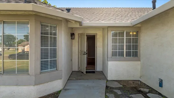 $435,000 | 1216 Rolls Royce Lane, Modesto, CA 95351