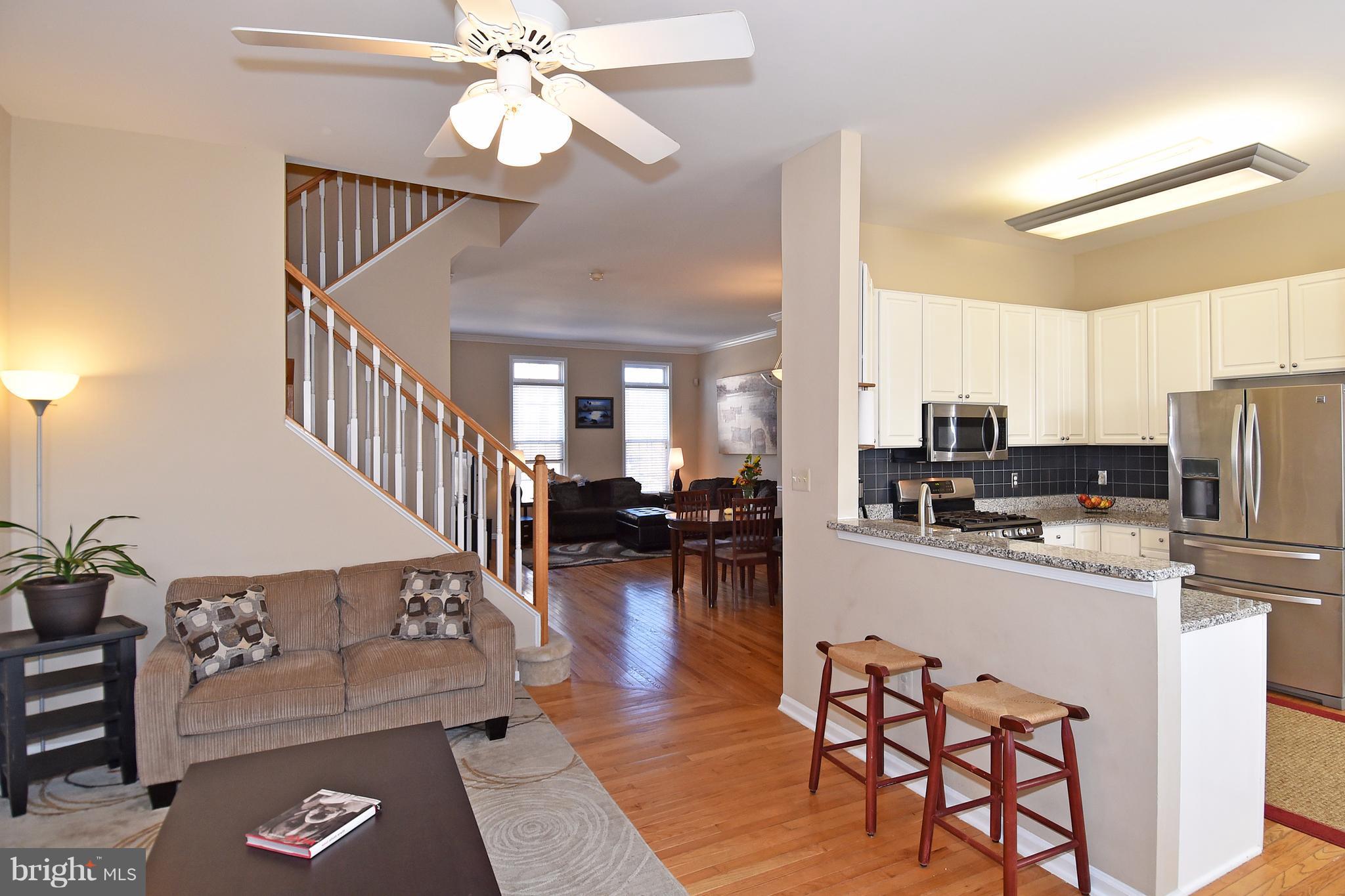 20677 Riptide Square Sterling, VA 20165 - Photo 10 of 26 Great "flow"