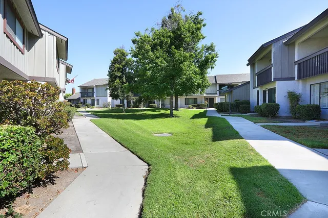 $744,999 | 1201 West Cerritos Avenue, Unit 68, Anaheim, CA 92802