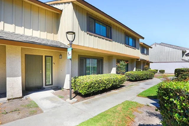 $744,999 | 1201 West Cerritos Avenue, Unit 68, Anaheim, CA 92802