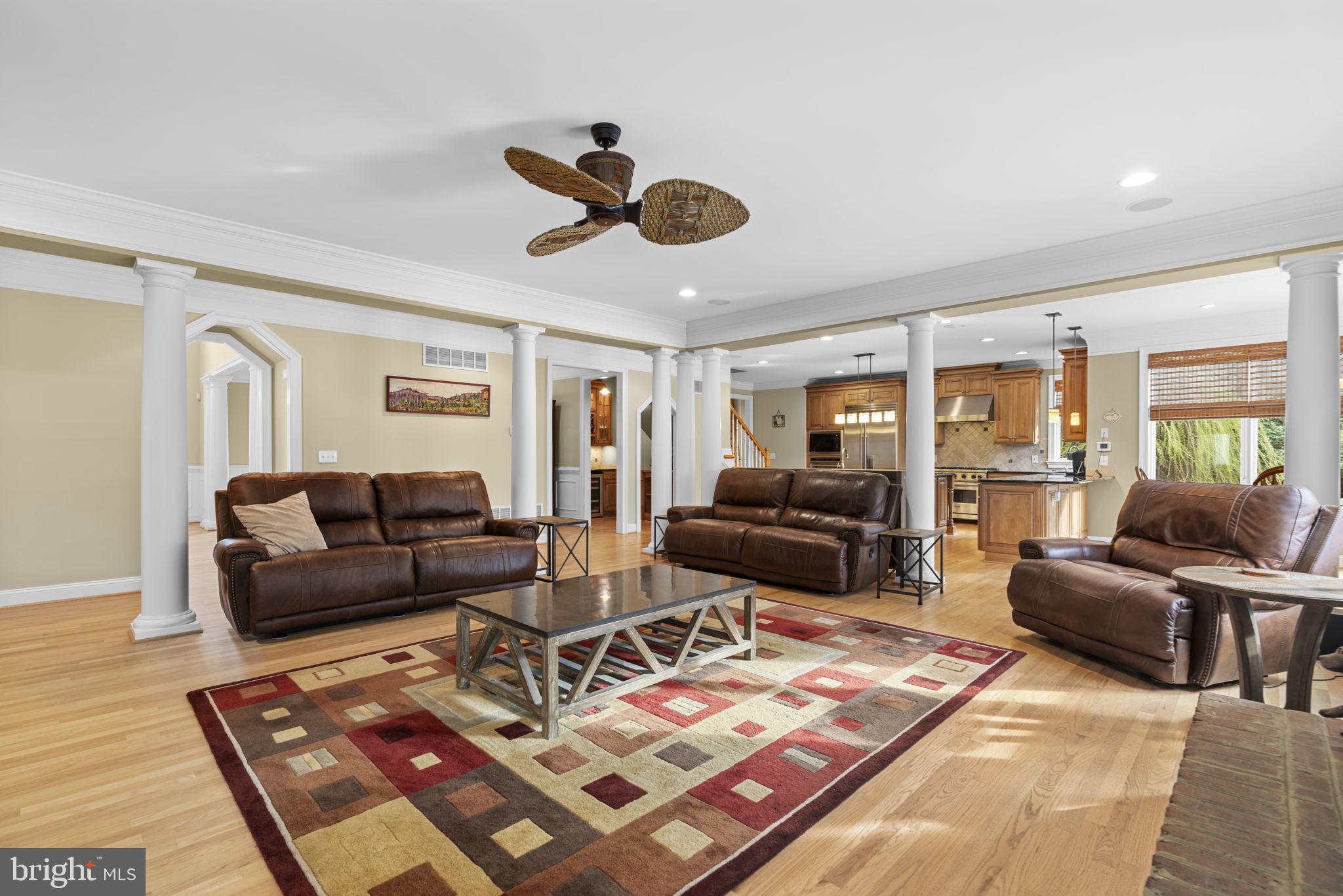 370 Eagle Hill Road Pasadena, MD 21122 - Photo 24 of 118 Family Room