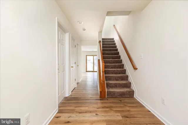 a view of an entryway