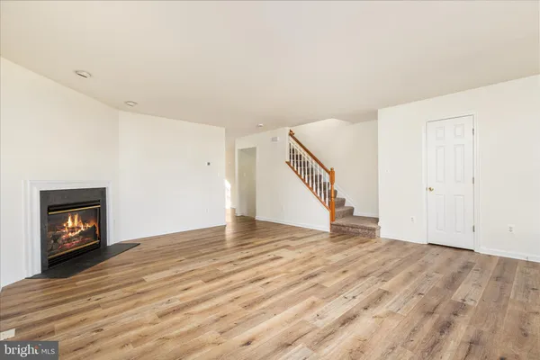 $1,600 | 808 Pendleton Lane, Strasburg, VA 22657