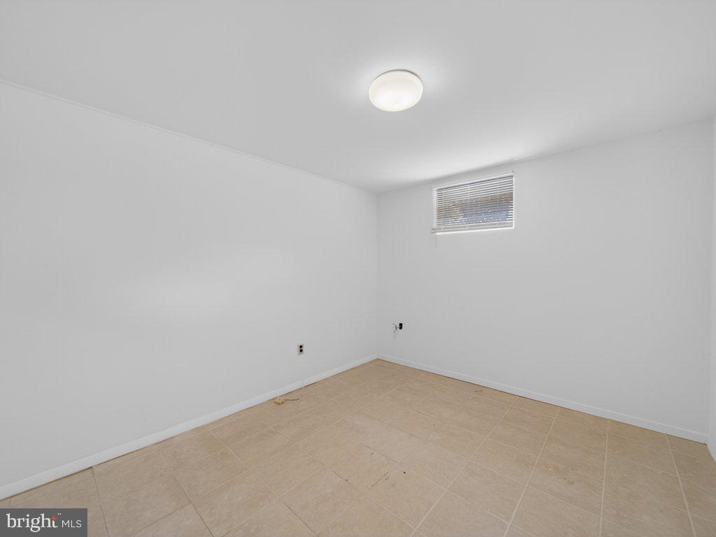 10402 Royalton Terrace Silver Spring, MD 20901 - Photo 28 of 31 bonus room #2