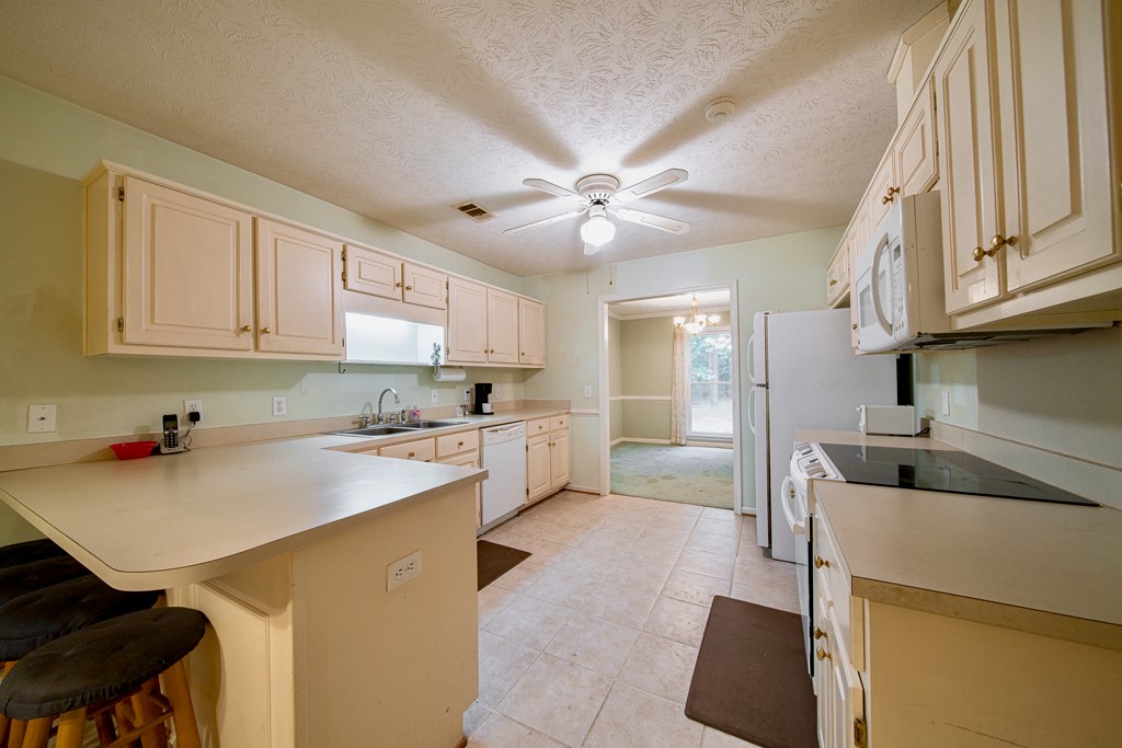 1380 Plantation Creek Road Fortson, GA 31808 - Photo 14 of 45 Kitchen