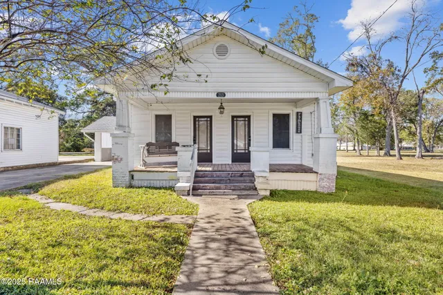 $170,000 | 213 Main Street, Arnaudville, LA 70512