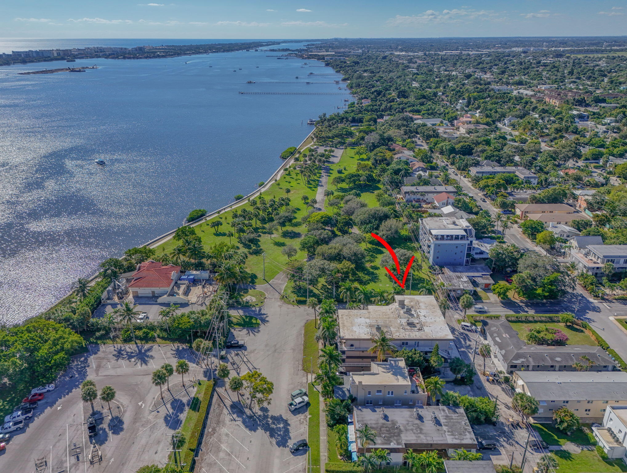 129 South Golfview Road, Unit 7 Lake Worth Beach, FL 33460 - Photo 62 of 79 83-web-or-mls-DJI_20251121102827_0676_DJ