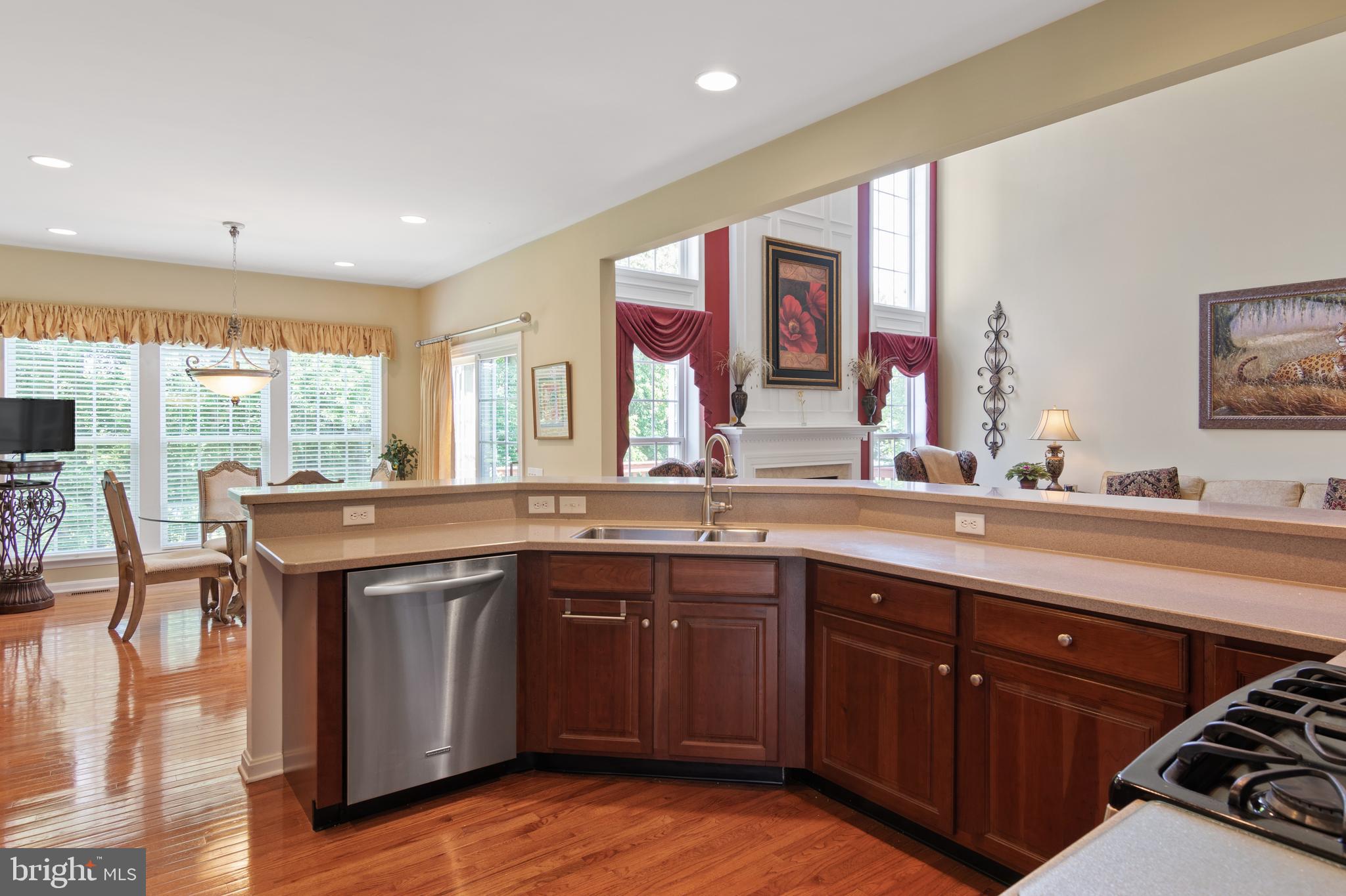 40 Dillon Way Washington Crossing, PA 18977 - Photo 16 of 58