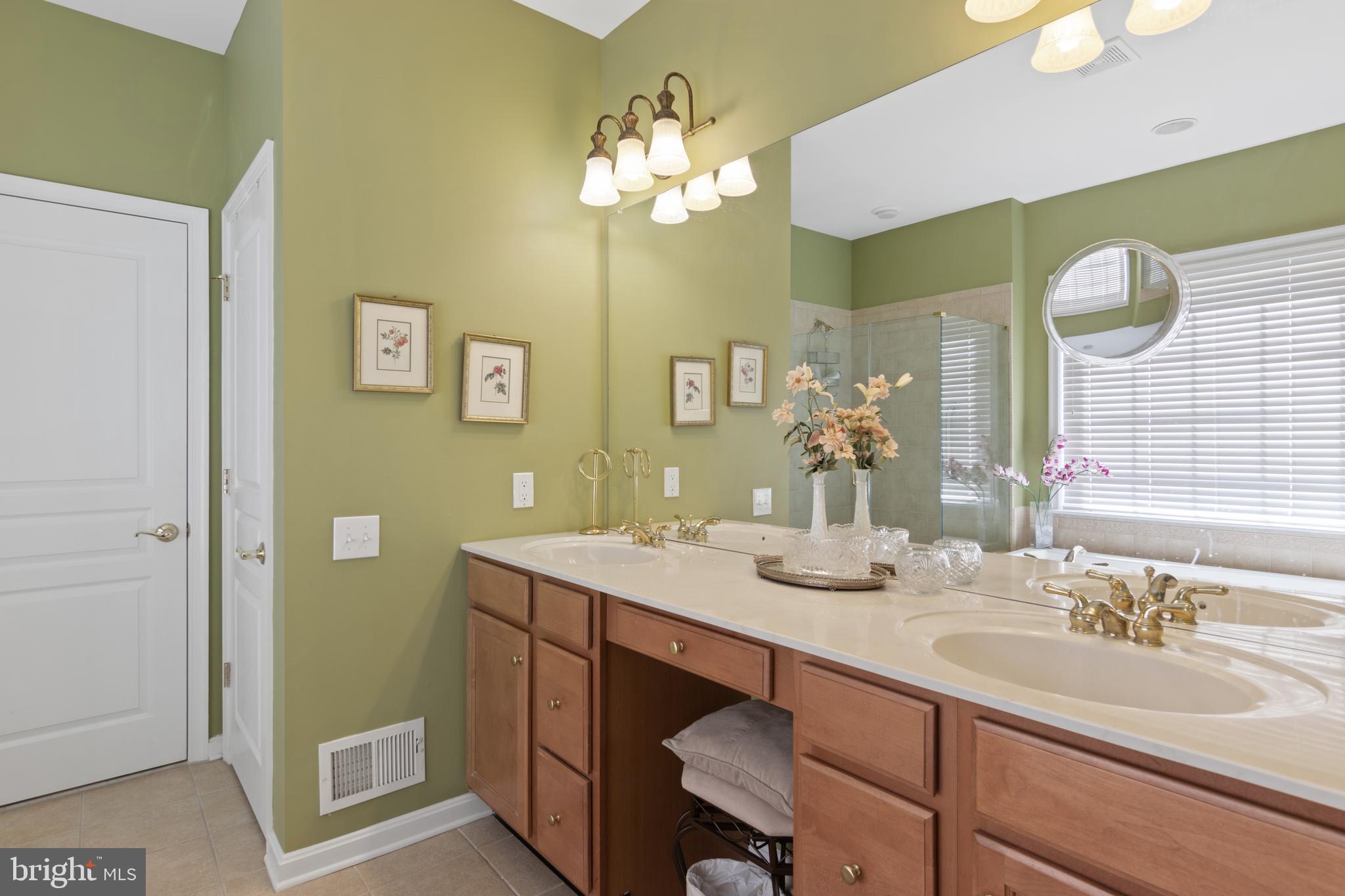 40 Dillon Way Washington Crossing, PA 18977 - Photo 28 of 58