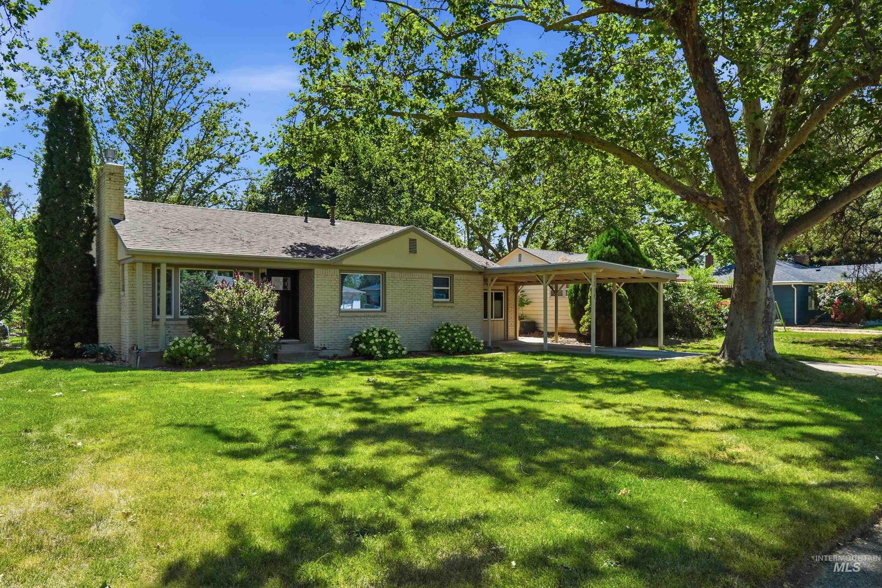 1814 Amber Street Boise, ID 83706 - Photo 1 of 26