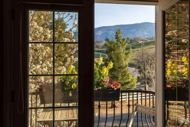 $1,200,000 | Undisclosed Address, Keene, CA 93531