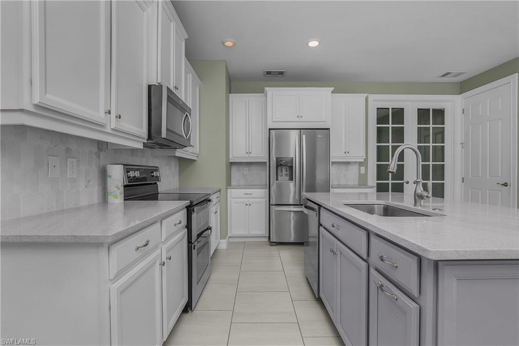 28358 Captiva Shell Loop Bonita Springs, FL 34135 - Photo 19 of 49