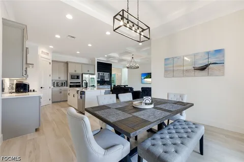 $1,140,000 | 3697 Sapphire Cove Circle, Naples, FL 34114
