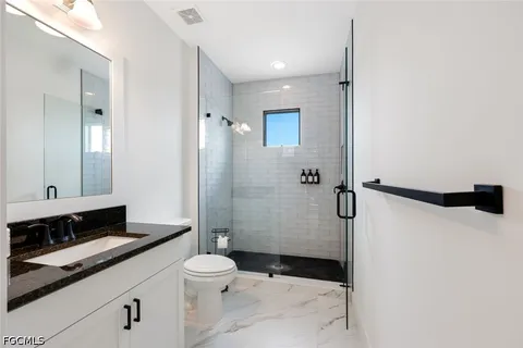 $1,140,000 | 3697 Sapphire Cove Circle, Naples, FL 34114