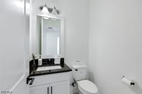 $1,140,000 | 3697 Sapphire Cove Circle, Naples, FL 34114