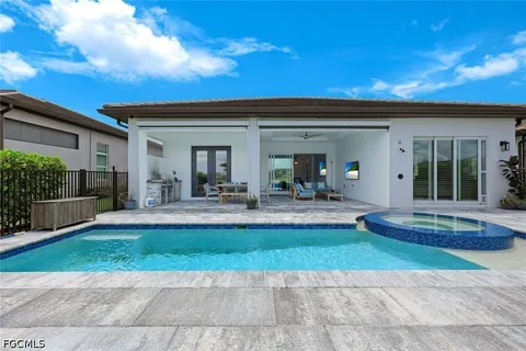 $1,140,000 | 3697 Sapphire Cove Circle, Naples, FL 34114