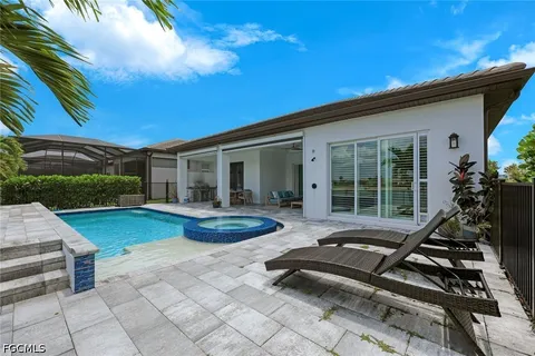 $1,140,000 | 3697 Sapphire Cove Circle, Naples, FL 34114