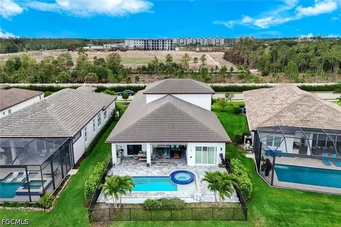 $1,140,000 | 3697 Sapphire Cove Circle, Naples, FL 34114