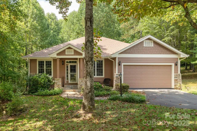 $862,500 | 106 Chancery Court, Flat Rock, NC 28731