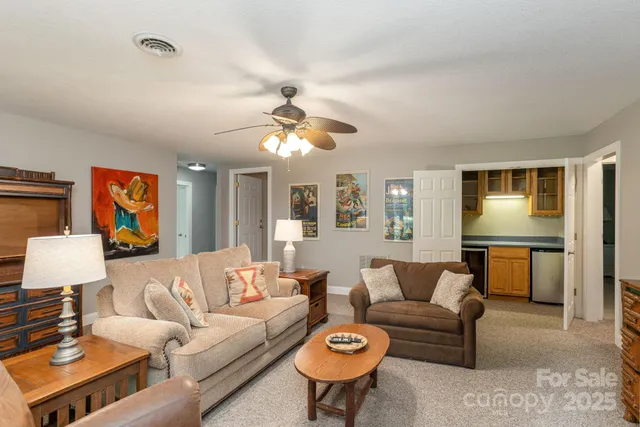 $862,500 | 106 Chancery Court, Flat Rock, NC 28731