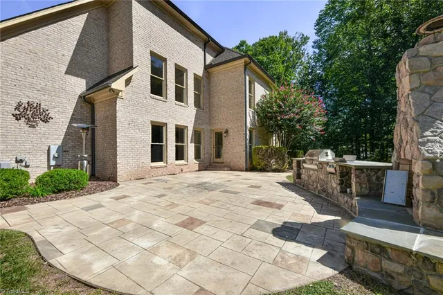 $990,000 | 7303 Horseshoe Bend Trail, Summerfield, NC 27358