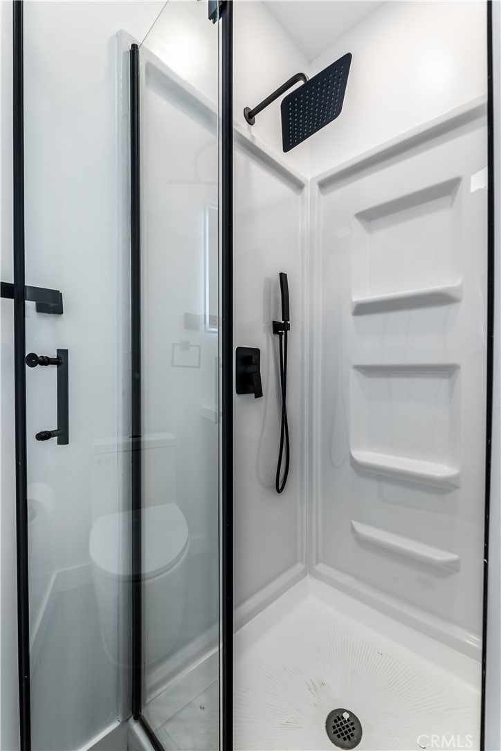 7953 Vía Latina Burbank, CA 91504 - Photo 14 of 30 a bathroom with a shower