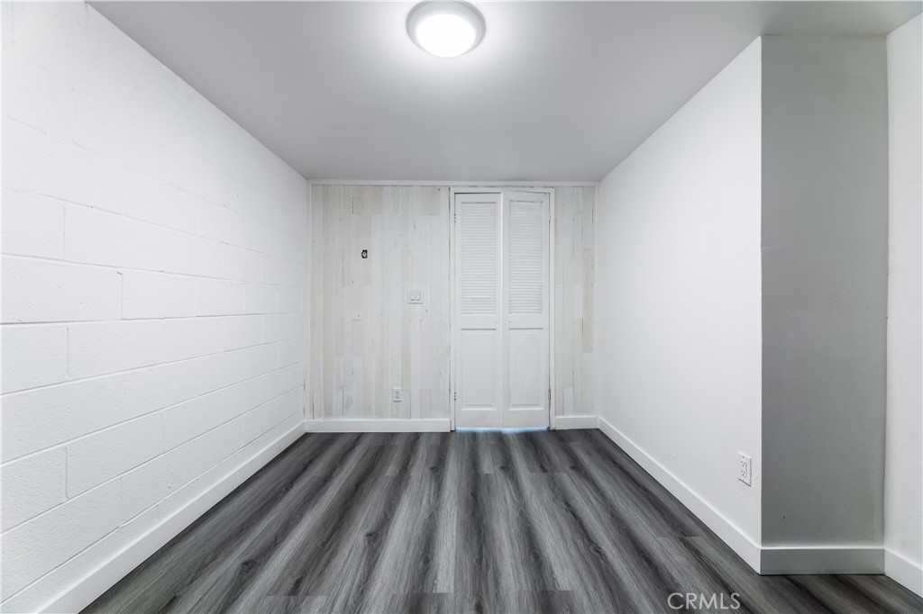 7953 Vía Latina Burbank, CA 91504 - Photo 18 of 30 a view of a small space