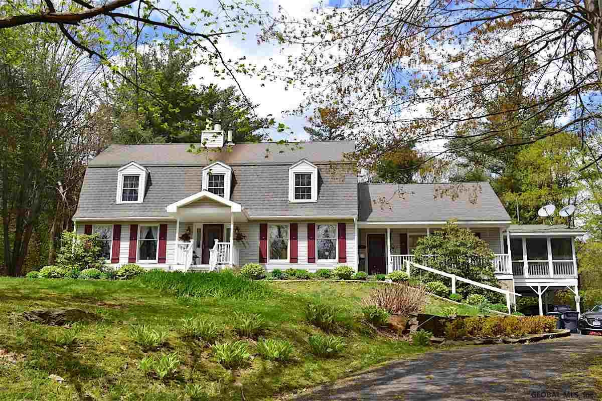 17 Johnny Cake Hollow Road Pittstown, NY 12121 - Photo 2 of 26 Photo 2