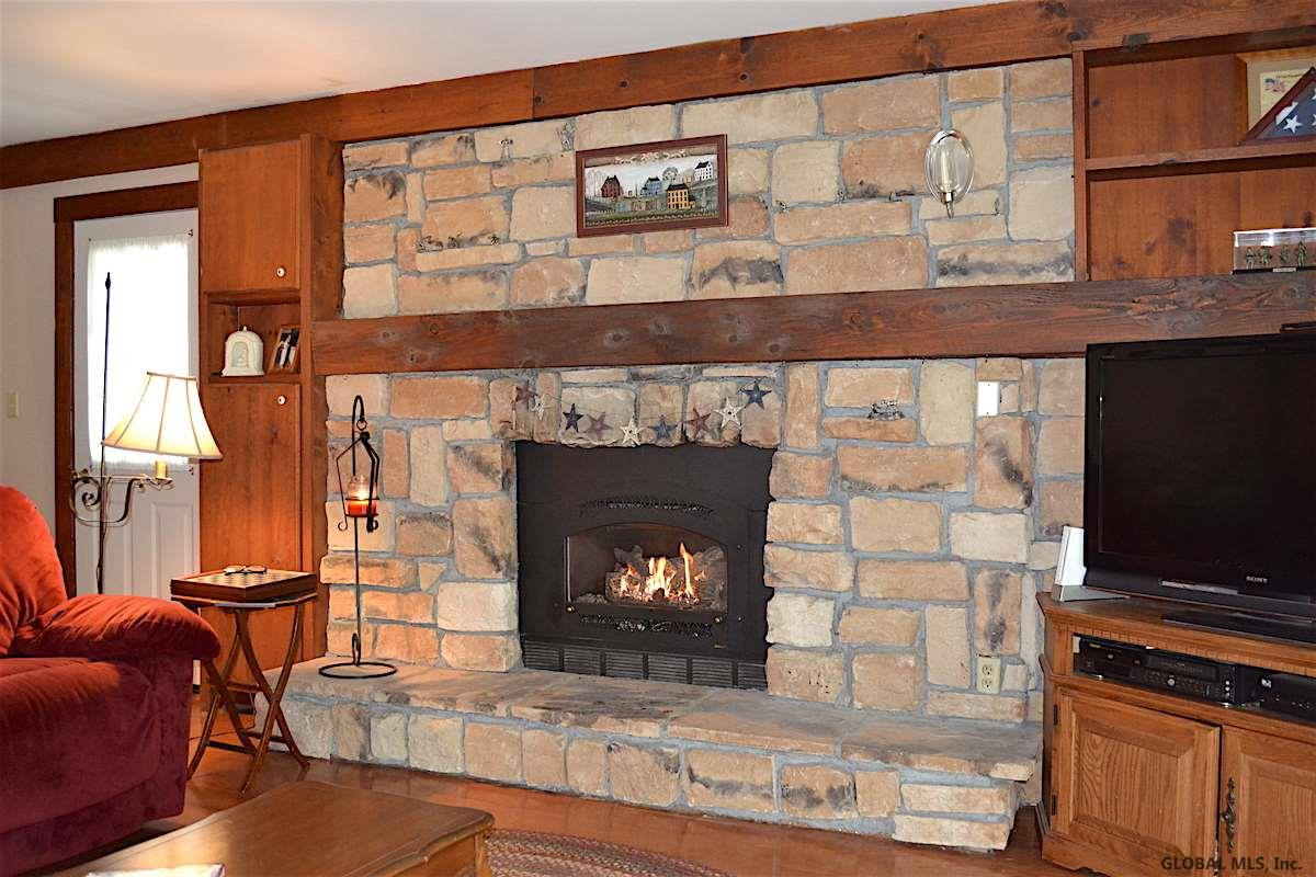 17 Johnny Cake Hollow Road Pittstown, NY 12121 - Photo 6 of 26 Photo 6