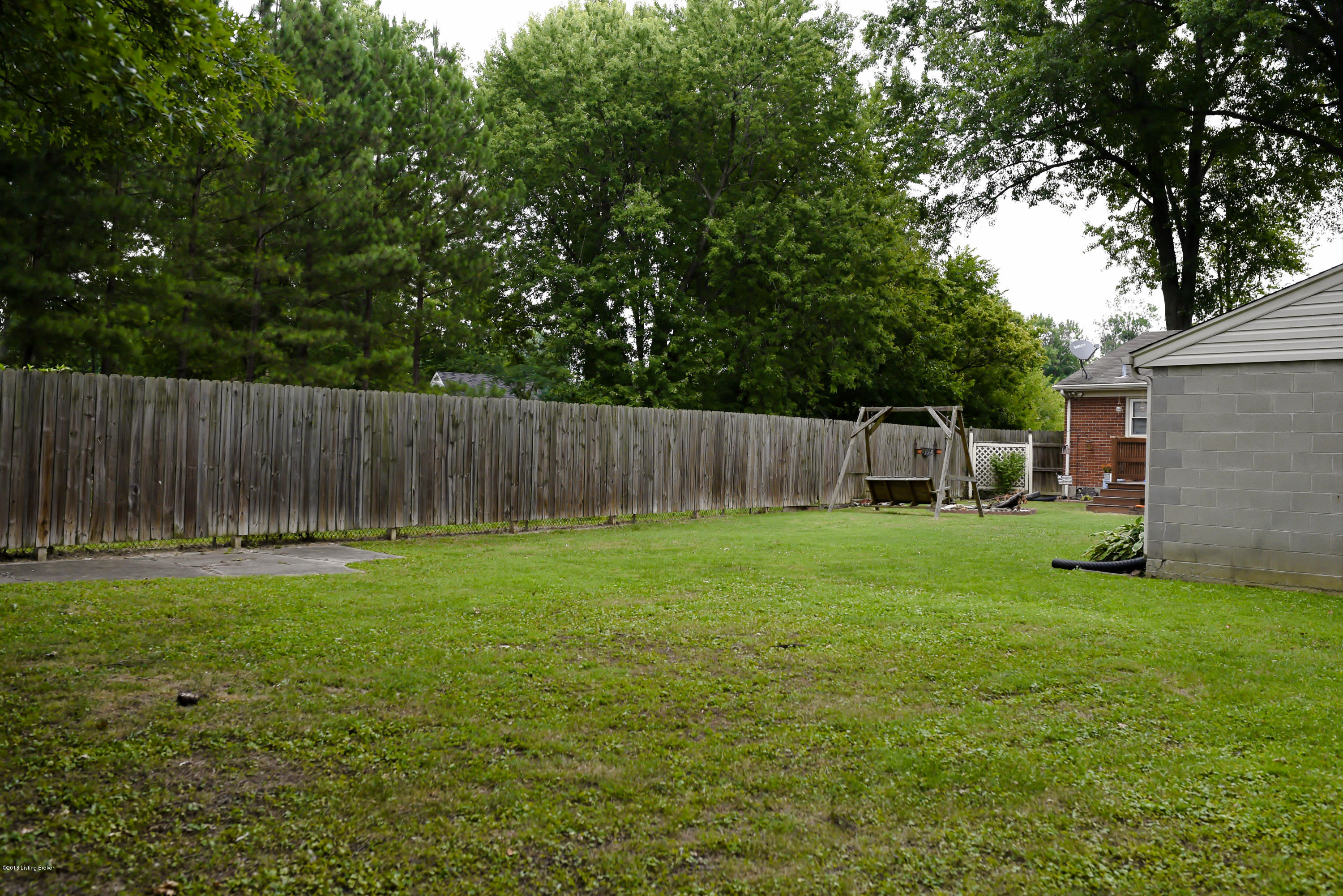 8200 Virginia Road Louisville, KY 40258 - Photo 43 of 50 backyard 3